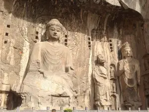 Luoyang Highlights Day Trip of Longmen Grottoes and Shaolin Temple