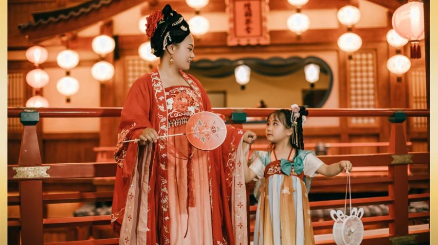 西安長安十二時辰主題街區旅拍【專業旅拍無隱形消費+道具+專業動作指導（不含門票）】