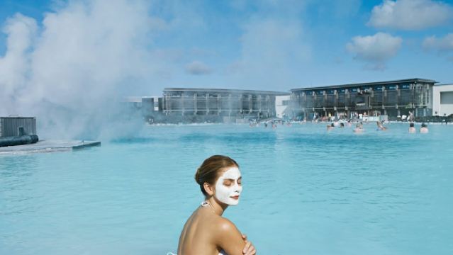 ทัวร์หนึ่งวันจากเรคยาวิก: ทัวร์วงกลมทองคำและทะเลสาบสีฟ้า