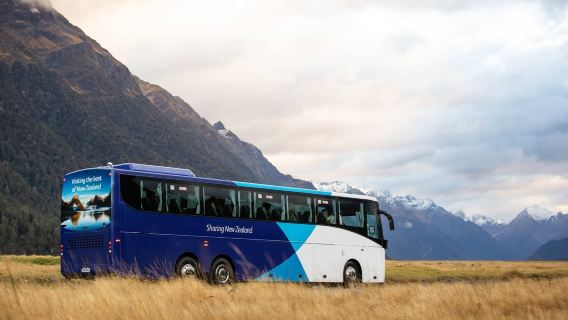 New Zealand South Island Half-Day bus Tour (one-way) Christchurch-Mount Cook / Mount Cook-Christchurch Panoramic hop-on hop-off bus Tour