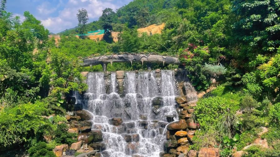 古龍峽大瀑布+雲天波霸+懸崖飛車一日遊【山水瀑布雲梯&含票】