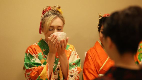 Tokio: Zen praktizieren mit einer japanischen Teezeremonie
