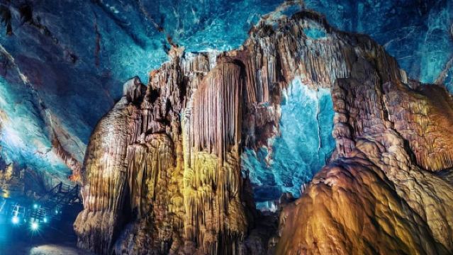 Private tour: Paradise Cave & Phong Nha Botanic Garden Trek