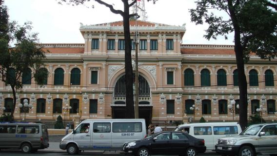 From Ho Chi Minh City: City Tour & Cu Chi Tunnels Tour