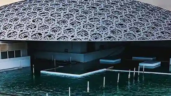 阿布達比盧浮宮+總統府+大清真寺一日遊【中文司機接駁+午餐】