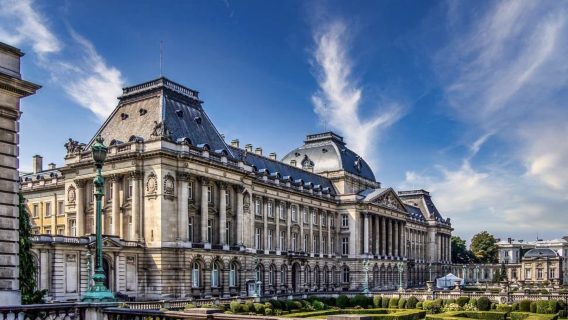 比利時布魯塞爾皇家公園劇院-尿尿小童【中文專車-悅享旅途】