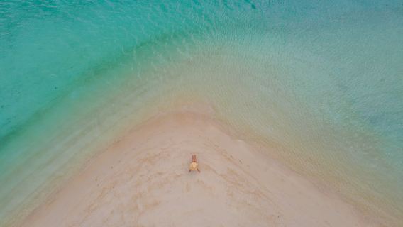 Excursion d'une journée sur l'île Surin en catamaran