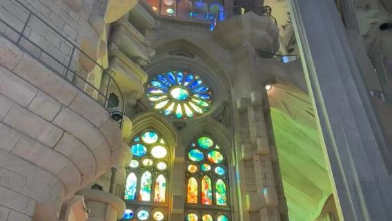 巴塞隆納 定制包車 景點自選 10小時中文服務