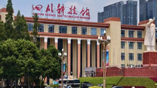 成都市區經典景點包車一日遊【行程可調|出行無憂|可自訂行程】