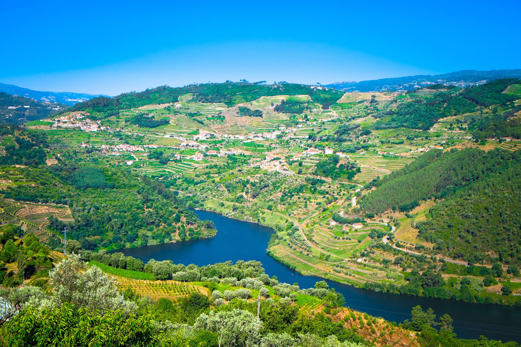 葡萄牙波爾圖杜羅河谷+百年酒莊+古鎮巡禮（酒鄉文化一日遊）