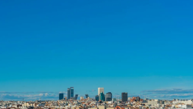 Perkhidmatan Kereta Khas Berbahasa Cina dari Lapangan Terbang Barajas Madrid, Sepanyol ke Bandar - Penghantaran ke Lapangan Terbang|Boleh Disesuaikan