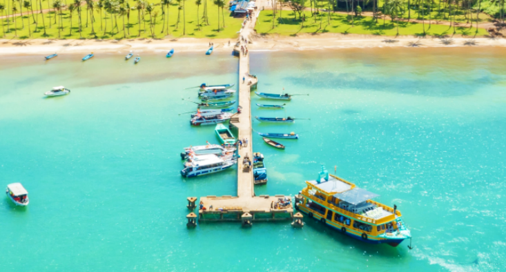 Tagesausflug nach Phu Quoc mit Kokosnüssen, Ganh, Hon Thom und Seilbahn zum Wasserpark inklusive Mittagessen, Schnorcheln und Angeln