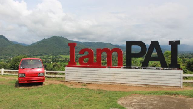 Pai Highlights Private Full-Day Tour from Chiang Mai
