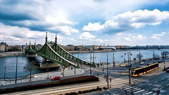 Hungary Budapest - lawatan sehari rehat di kolam air panas - Kolam Air Panas Széchenyi - sewaan peribadi santai eksklusif