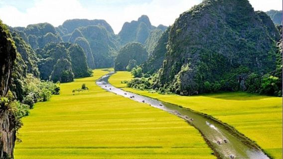 Hoa Lu - Trang An 1 Day Trip: Ninh Binh Tour From Hanoi | Vietnam