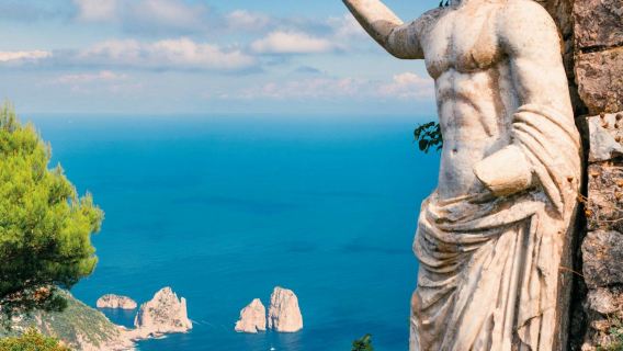 Capri: Boat Tour + Free Time on Island + Roundtrip from Salerno