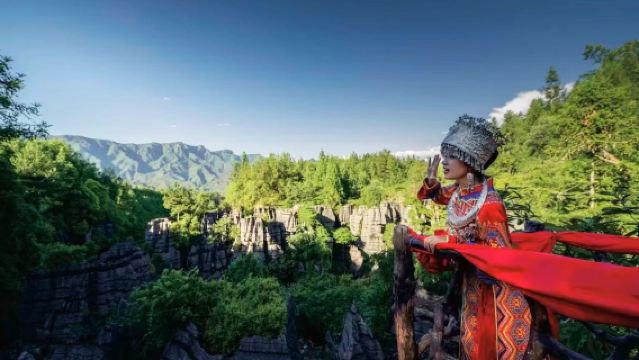 恩施梭布埡石林一日遊【16人·30人·6人團多套餐可任挑選】