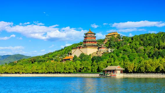 Beijing Summer Palace: Optional bilingual guide & professional commentary for a relaxed tour experience