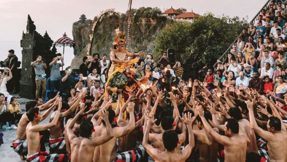 Uluwatu Sunset Magic & The Enchanting Kecak Fire Dance