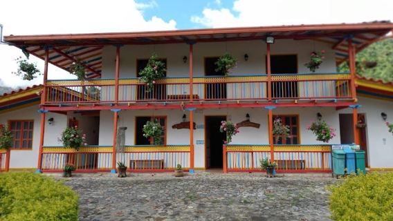 MEDELLÍN: TOUR JARDÍN + ANDES (PANORÁMICA) + TRUCHERA