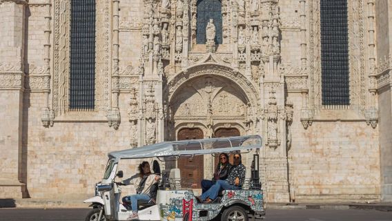 Lisbona: tour privato di mezza giornata in tuk-tuk con guida