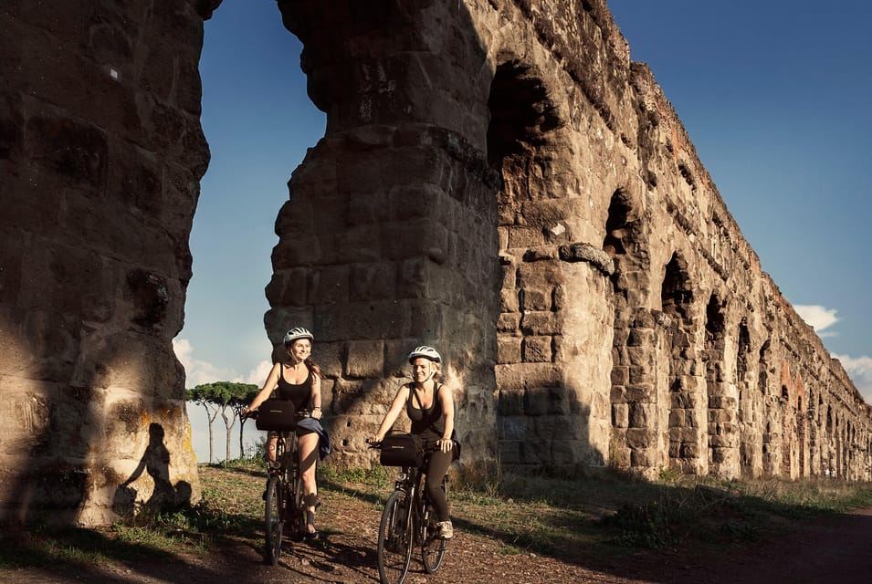 Roma: Via Appia, Catacombe e Acquedotti Romani - Top EBike Tour