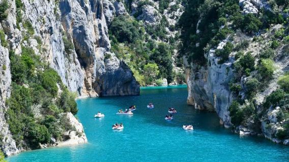 法國馬賽來回瓦朗索勒-陶瓷小鎮-聖十字湖-中文司機＆包車上門