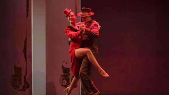 Café de los Angelitos with Optional Dinner + FREE DRINKS