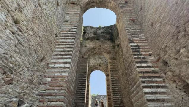 義大利威尼斯來回-明喬河畔博爾蓋托深度包車一日遊【中文司機】