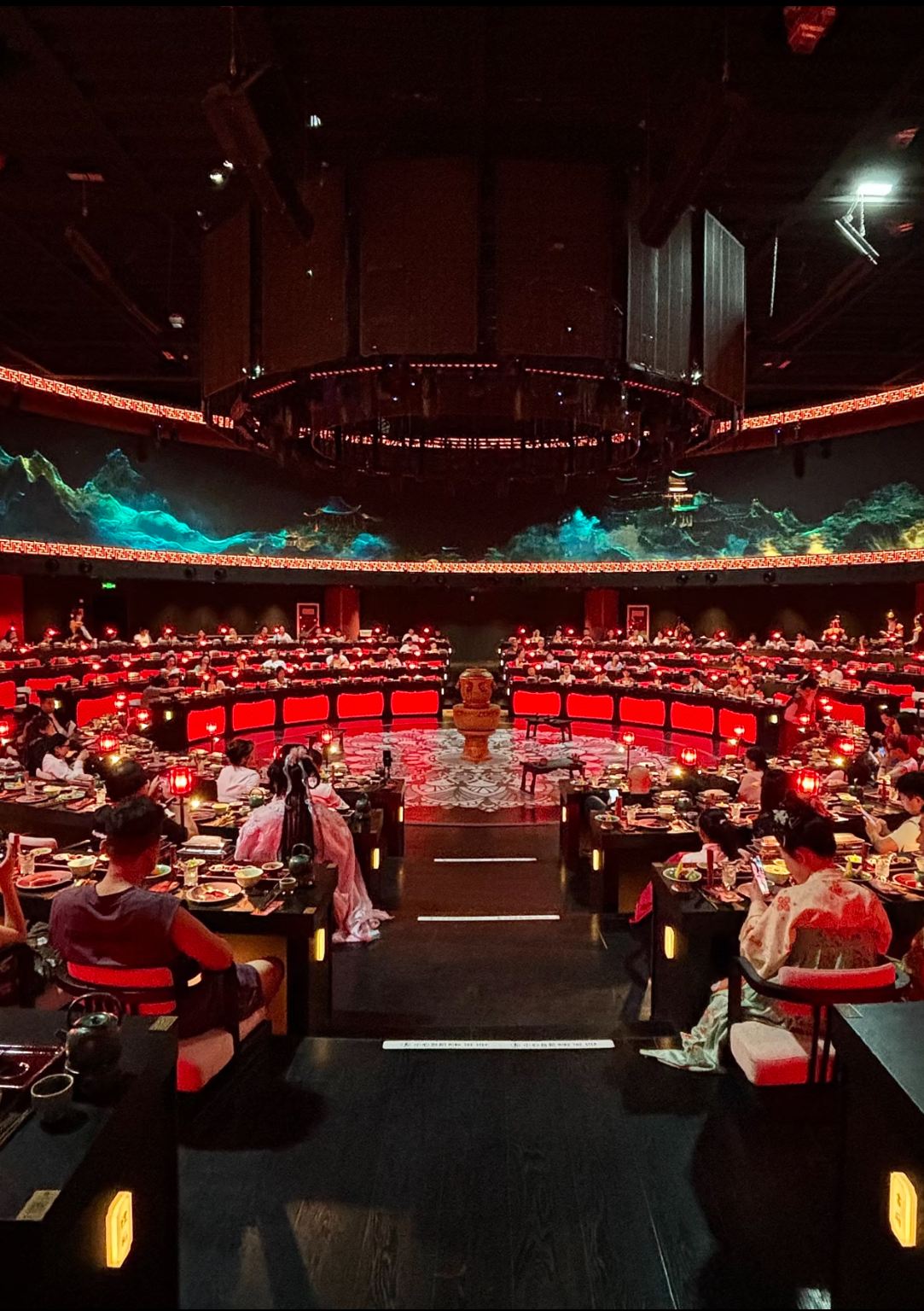 Empress Wu's Grand Feast · Tang Dynasty Banquet (Imperial Banquet Etiquette + National Style Stage + Martial Pavilion Display + Ritual Elegant Feast)