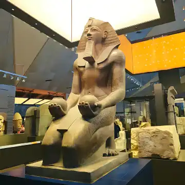 カイロ発 大エジプト博物館QRチケット（乗り継ぎオプション付き