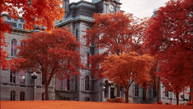 Lawatan sehari ke Universiti Bandar Salji New York + Muzium Terusan + Taman McMahon + Taman Tasik Sagemore