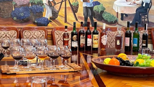 Tur Kota Eropa Samarkand: Arsitektur Era Tsar & Anggur