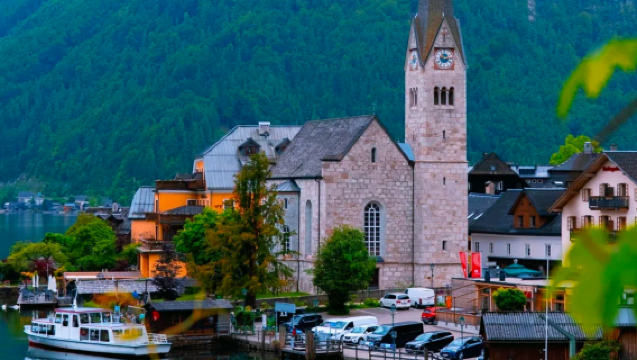 オーストリア・ザルツブルク往復：ハルシュタットワンデーツアー（英語ガイド付き｜5.5時間）