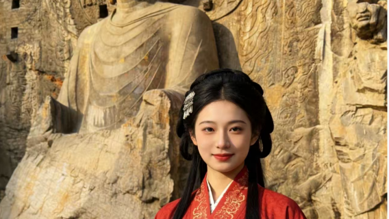 Gua Longmen + Muzium Han Wei + Kuil Kuda Putih lawatan sehari [pelbagai jenis pakej boleh dipilih | termasuk penerangan berpandu]