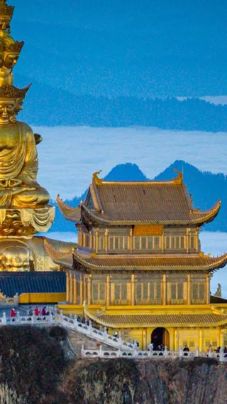 Optional bilingual private tour | 1-day tour to Mount Emei Golden Summit & Leshan Giant Buddha | Pick-up and drop-off within the 3rd Ring Road