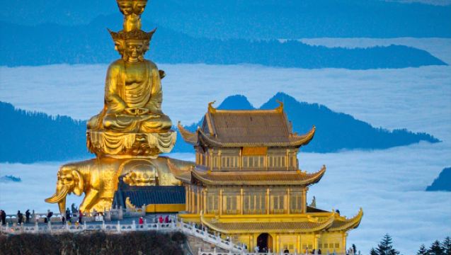 Optional bilingual private tour | 1-day tour to Mount Emei Golden Summit & Leshan Giant Buddha | Pick-up and drop-off within the 3rd Ring Road