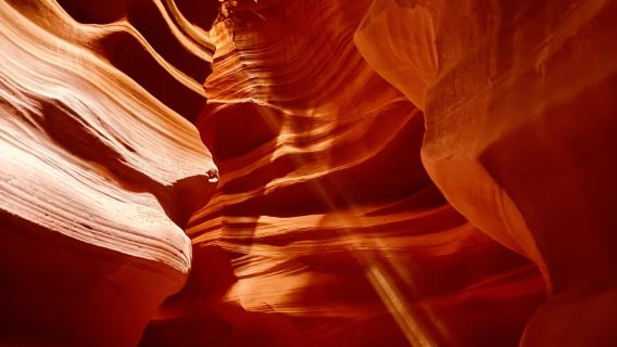 美國拉斯維加斯來回-羚羊谷-馬蹄灣-鮑威爾湖-12H包車