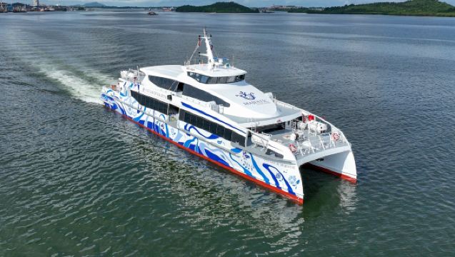 Singapore-Bintan Regency -menopalujen lauttalippu (lähdöt Tanah Merahin satamasta) - Majestic Fast Ferry