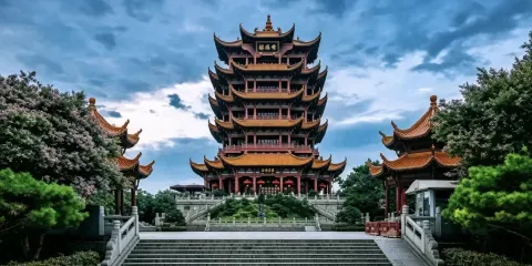 【私家團7座商務】東湖生態旅遊風景區+黃鶴樓+湖北省博物館+糧道街+曇華林