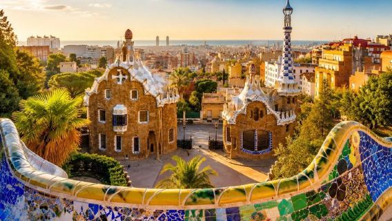 Guell Park Visita Guidata con Servizio "Salta la Fila" a Barcellona