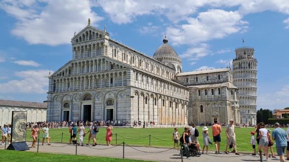 Pisa: 2-Hour Walking Tour