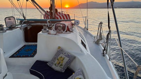 Marbella: Sunset Sailing Trip with Cava & Dolphins