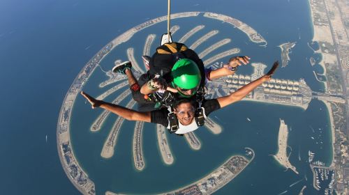 Skydiving Experience in Dubai 97938 4