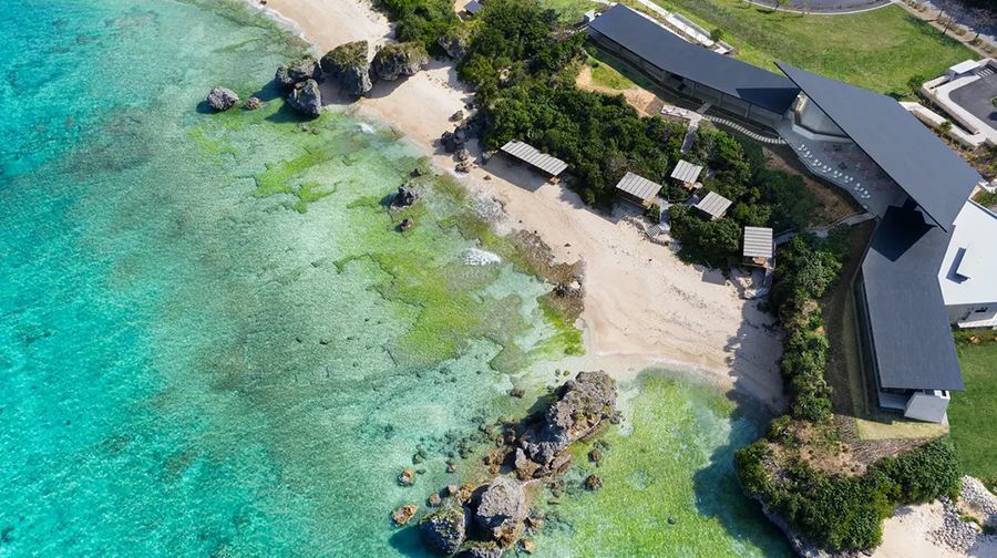 日本沖繩縣沖繩美麗海水族館+古宇利大橋+萬座毛+琉球村+瀨長島一日遊