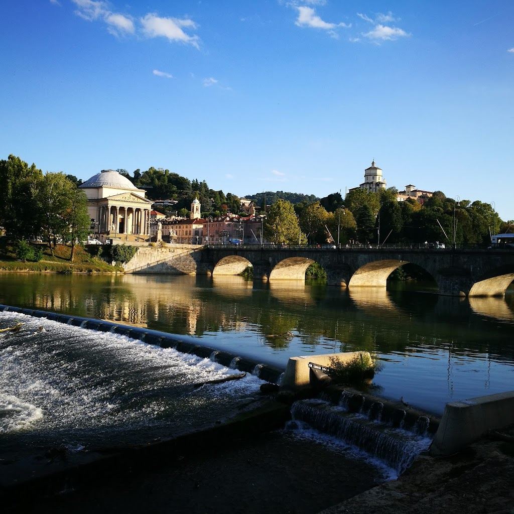 城塞広場+エジプト博物館+神の母教会+トリノ大学【行程調整】