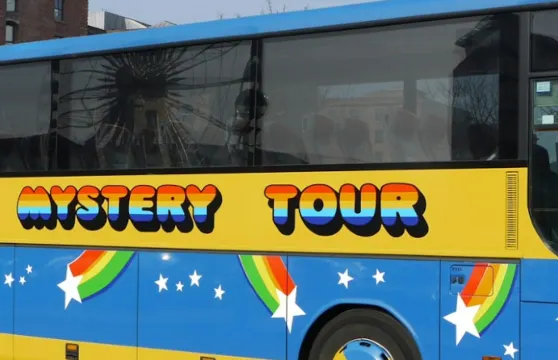 神秘之旅及洞穴俱樂部 (Magical Mystery Tour & Cavern Club)