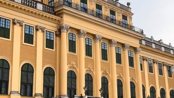 奧地利維也納+美泉宮+卡爾教堂+莫札特紀念碑+英雄廣場