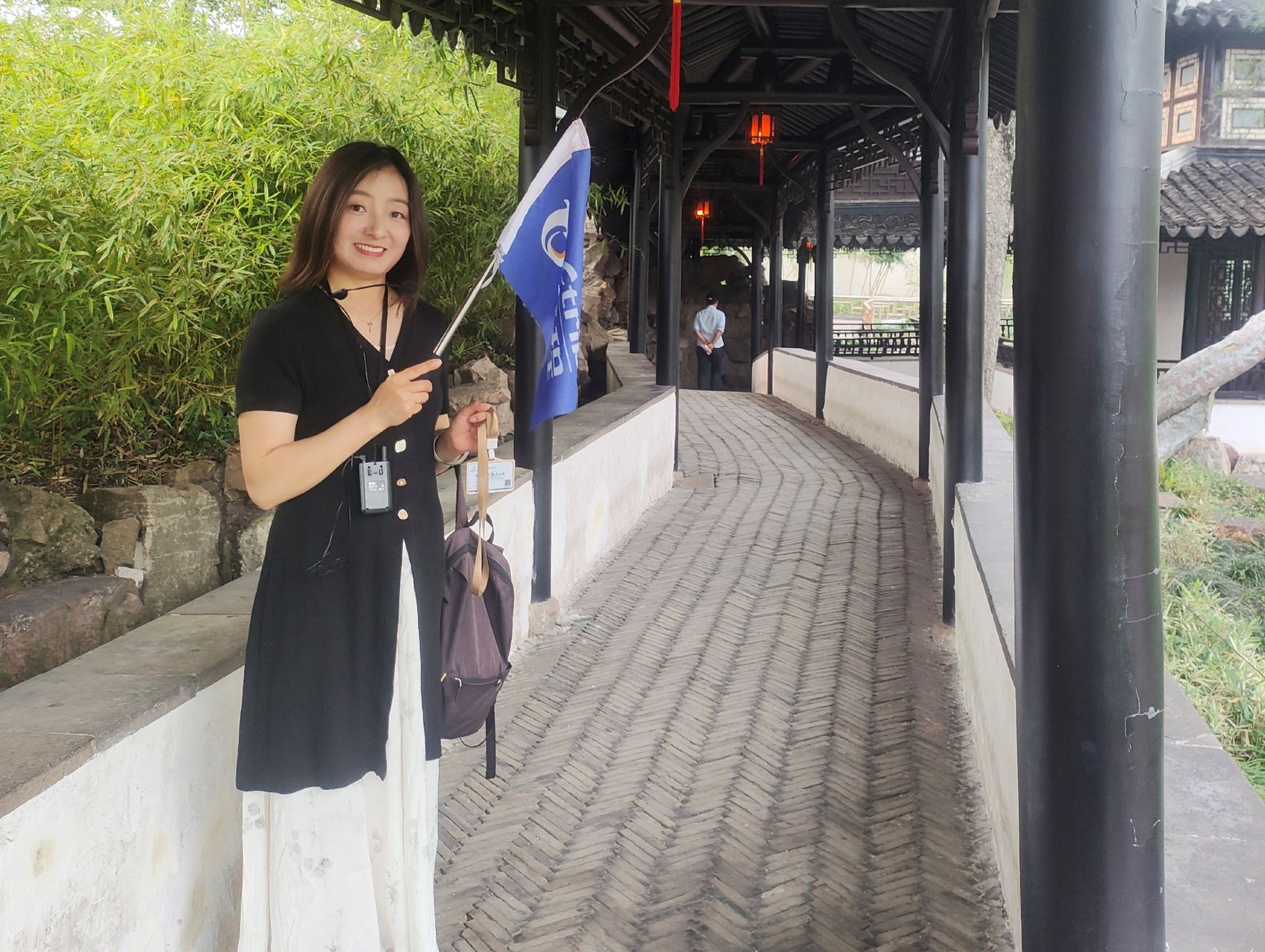 Wuxi Live Guided Tour in Chinese/English * Private Customized Tour (Attractions include Lingshan Grand Buddha, Nianhua Bay, Turtle Head Isle, Jichang Garden in Huishan Ancient Town, Three Kingdoms City, and Water Margin City)