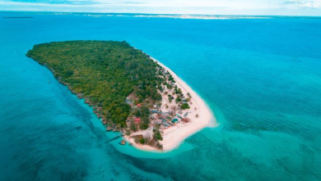 タンザニア ストーン・タウン バウェ島 フリーダイビング シュノーケリング 3時間 [バウェ島シュノーケリング]